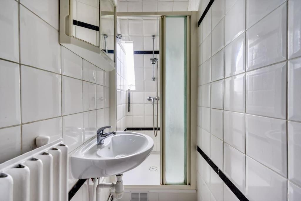 3-Bedroom Apart Close To Roland Garros Paris Exterior photo